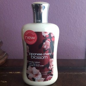 Bath & Body Works Japanese Cherry Blossom Lotion